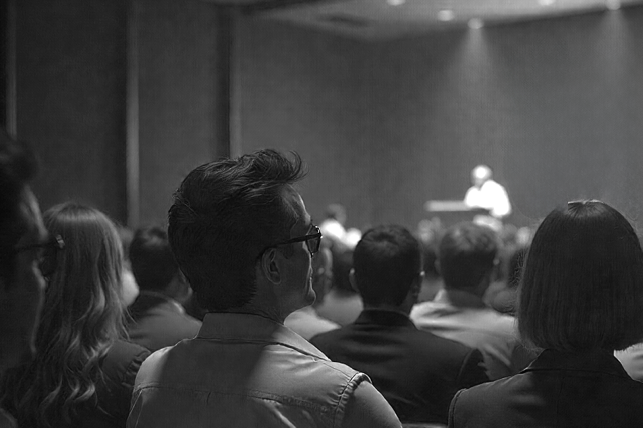 A EVOLUÇÃO DOS EVENTOS CORPORATIVOS: COMO OS ENCONTROS EMPRESARIAIS SE TRANSFORMARAM NO BRASIL